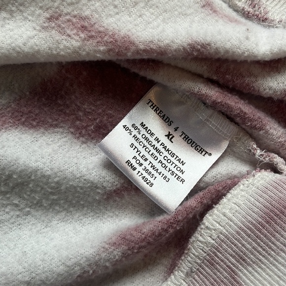 Threads 4 Thought Cathy firecracker oversize sweater shirt - Picture 6 of 8